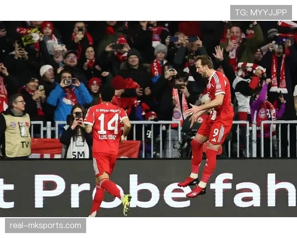 拜仁本赛季进攻数据表现稳健,场均射门与进球效率持续提升 拜仁本赛季进攻数据表现稳健,场均射门与进球效率持续提升